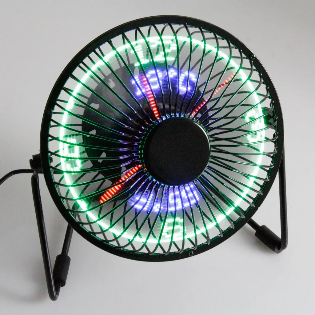 15cm Mini USB-Tischventilator Ventilator Aus Metall Mit LED-Animation Für Temperatur Und Uhrzeit - Stufenlos Neigbar Um 360°, Energiesparend, Extrem Leise 1 15cm Mini USB-Tischventilator Ventilator Aus Metall Mit LED-Animation Für Temperatur Und Uhrzeit - Stufenlos Neigbar Um 360°, Energiesparend, Extrem Leise