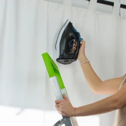 Starlyf® Cordless Steam Iron - Kabelloses Dampfbügeleisen, 320 Ml, 2400 Watt, Schnurlos Dampfbügeleisen, Keramikbeschichtung, Aus Der TV Werbung 29 Starlyf® Cordless Steam Iron - Kabelloses Dampfbügeleisen, 320 Ml, 2400 Watt, Schnurlos Dampfbügeleisen, Keramikbeschichtung, Aus Der TV Werbung -Luft Wrame Haus Geschaft 20fc70a9a41fa2159a4a2b248e0ad00d