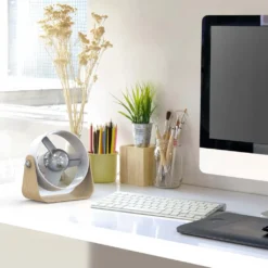 Vornado Sharper Image SBS1 - USB-Ventilator - Weiß -Luft Wrame Haus Geschaft 4f484a9669772fd3436503beadea9786