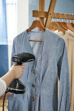 TEFAL Kleiderdampfer DT8270 Handheld, 2000 W, 0,19 L, 30 G/min, Schwarz -Luft Wrame Haus Geschaft 5223e013ca0ba08ec3179baa43896baa