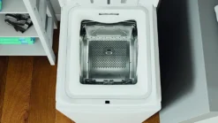 Privileg PWT E71253P N (DE) Toplader Waschmaschine / 7 Kg / 1152 UpM/Soft-Opening/Kurz 45‘/Startzeitvorwahl/Wolle-Programm/Wasserschutz/Bügelleicht-Option/Kindersicherung Weiß [