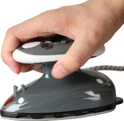 Jago® Mini Bügeleisen - Grau, 260-420 W, Antihaft Bügelsohle, Wassertank 40 Ml, 100-240 V Netzspannung Umschaltbar, Mit/ohne Dampf - Dampfbügeleisen, Reisebügeleisen -Luft Wrame Haus Geschaft fe32fe6a5aa28160bfe08badd79705a3